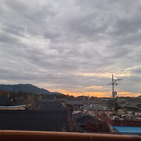 Hanok Stay Mokhyang Gyeongju Exterior foto
