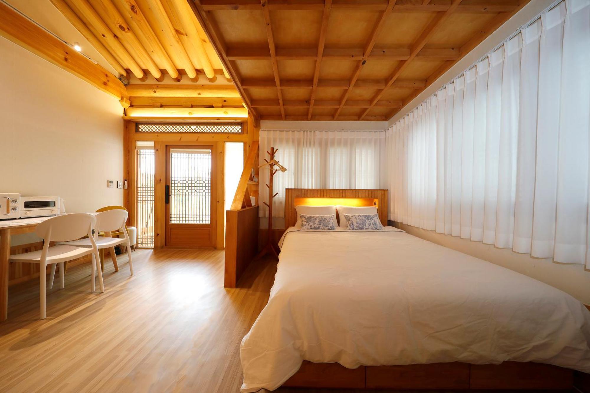 Hanok Stay Mokhyang Gyeongju Exterior foto
