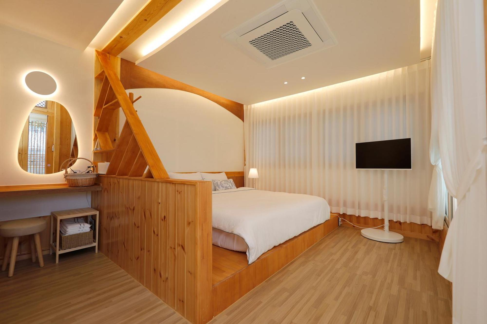 Hanok Stay Mokhyang Gyeongju Exterior foto