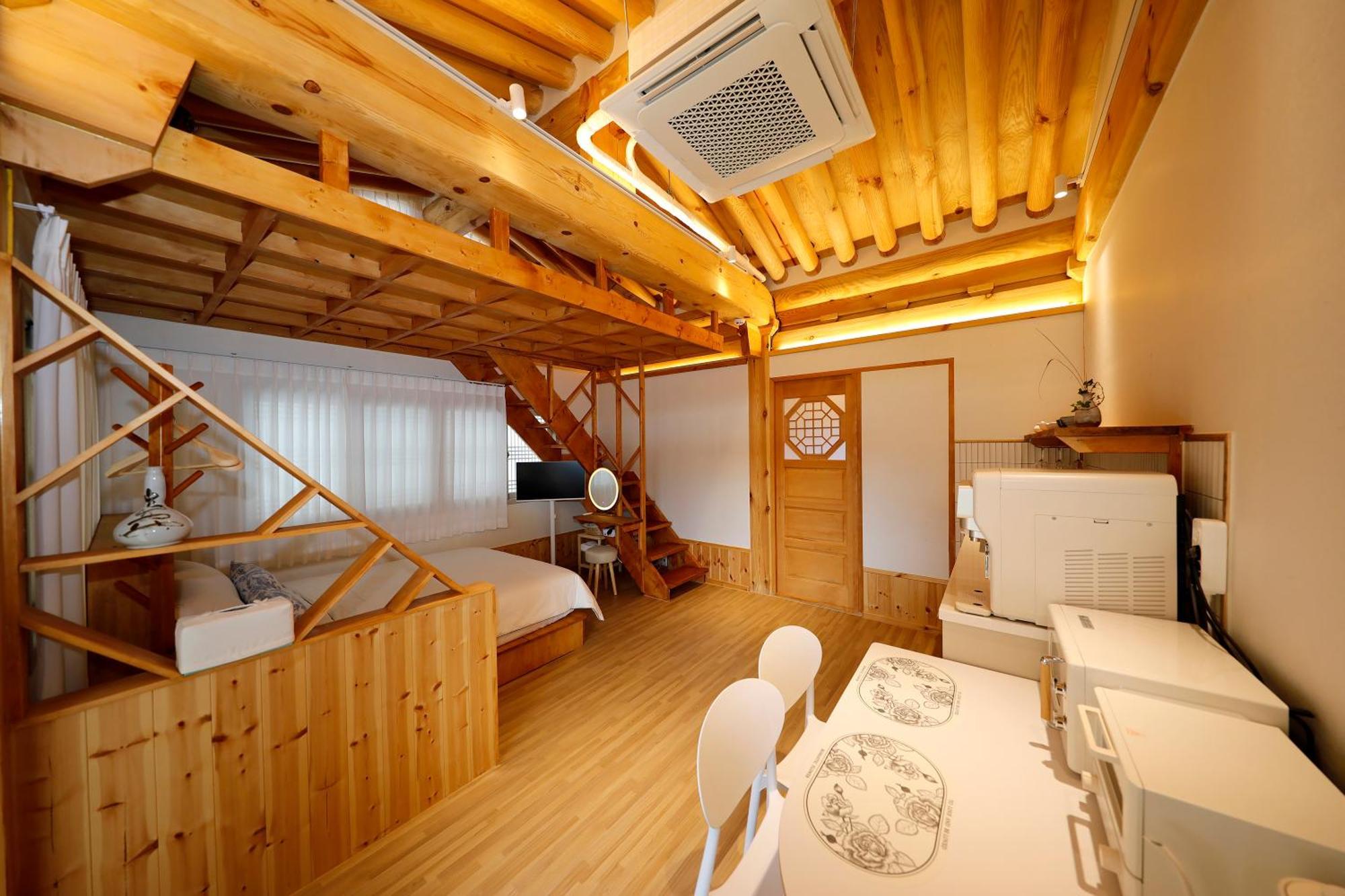 Hanok Stay Mokhyang Gyeongju Exterior foto