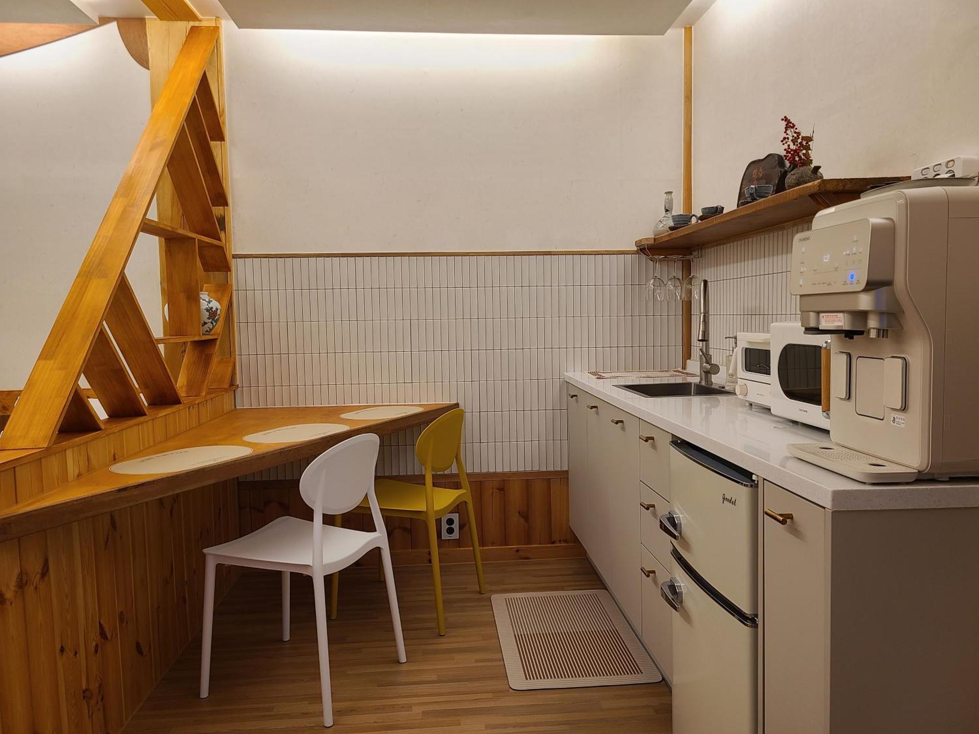 Hanok Stay Mokhyang Gyeongju Exterior foto